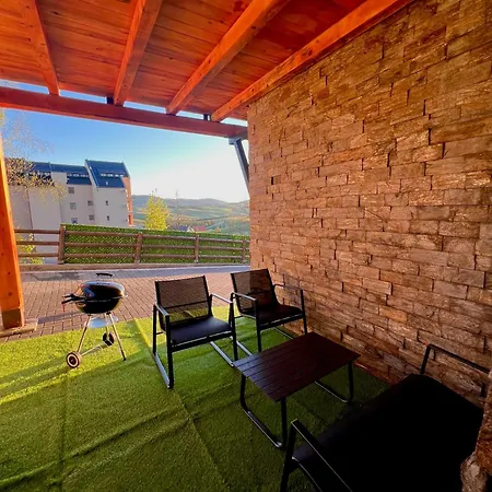 Apartment Lux Pine House