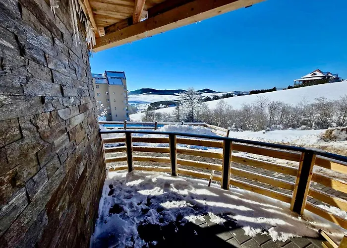 Lux Pine House * زلاتيبور